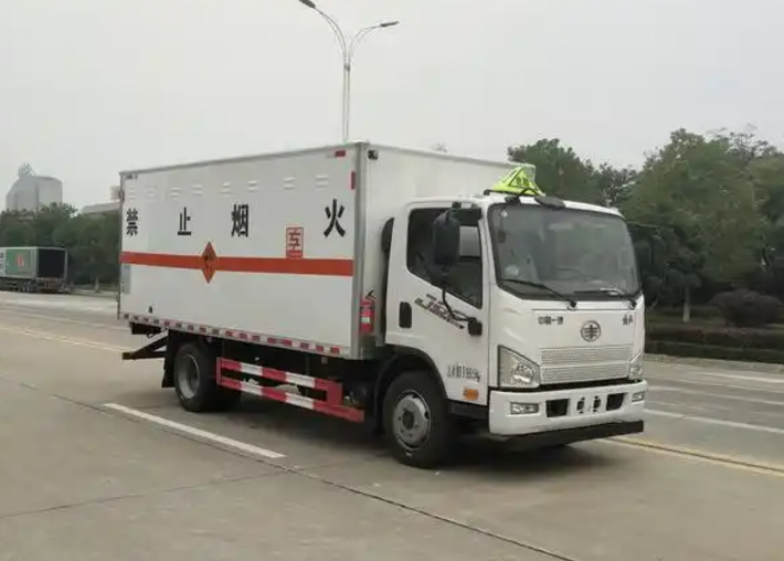 潜江经济开发区爆破器材运输车可以上高速吗？